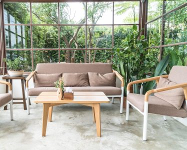 2025 Outdoor Furniture Trends: What’s In and What’s Out