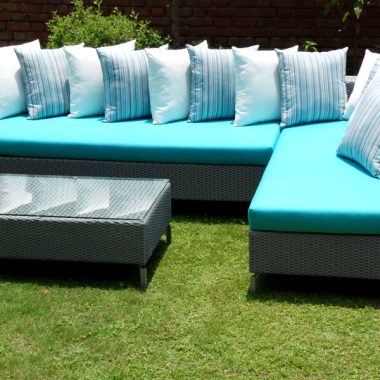 weather proof outdoor furniture